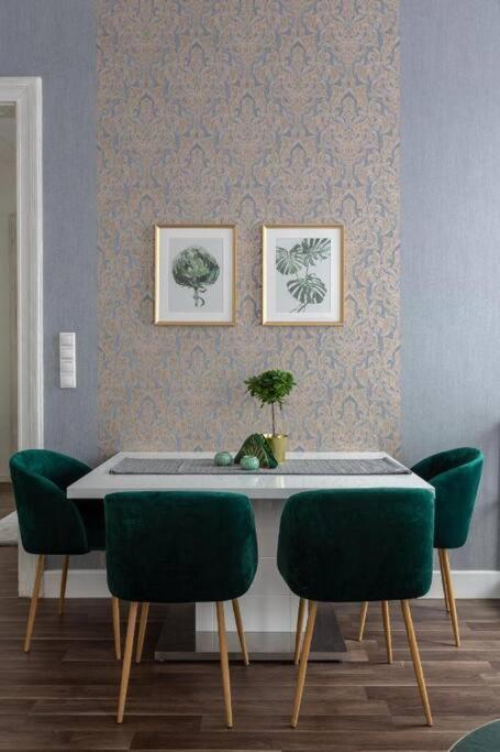 Chic, Captivating Space Near Opera House بودابست المظهر الخارجي الصورة