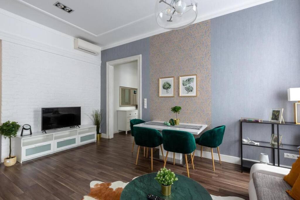 Chic, Captivating Space Near Opera House بودابست المظهر الخارجي الصورة